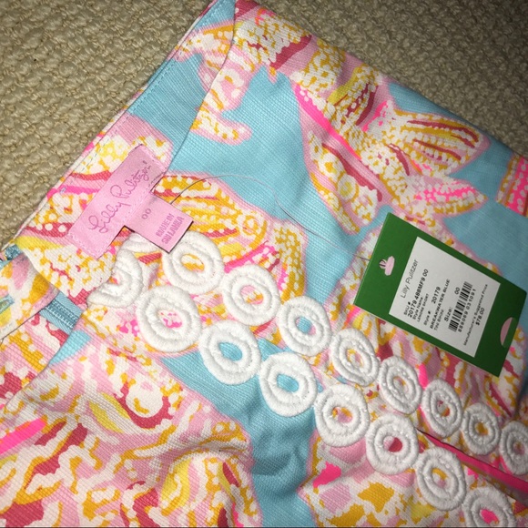 Lilly Pulitzer 00 skort- never worn - Picture 4 of 5